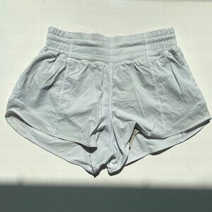 Lululemon HR Hotty Hot 2.5" Light Gray